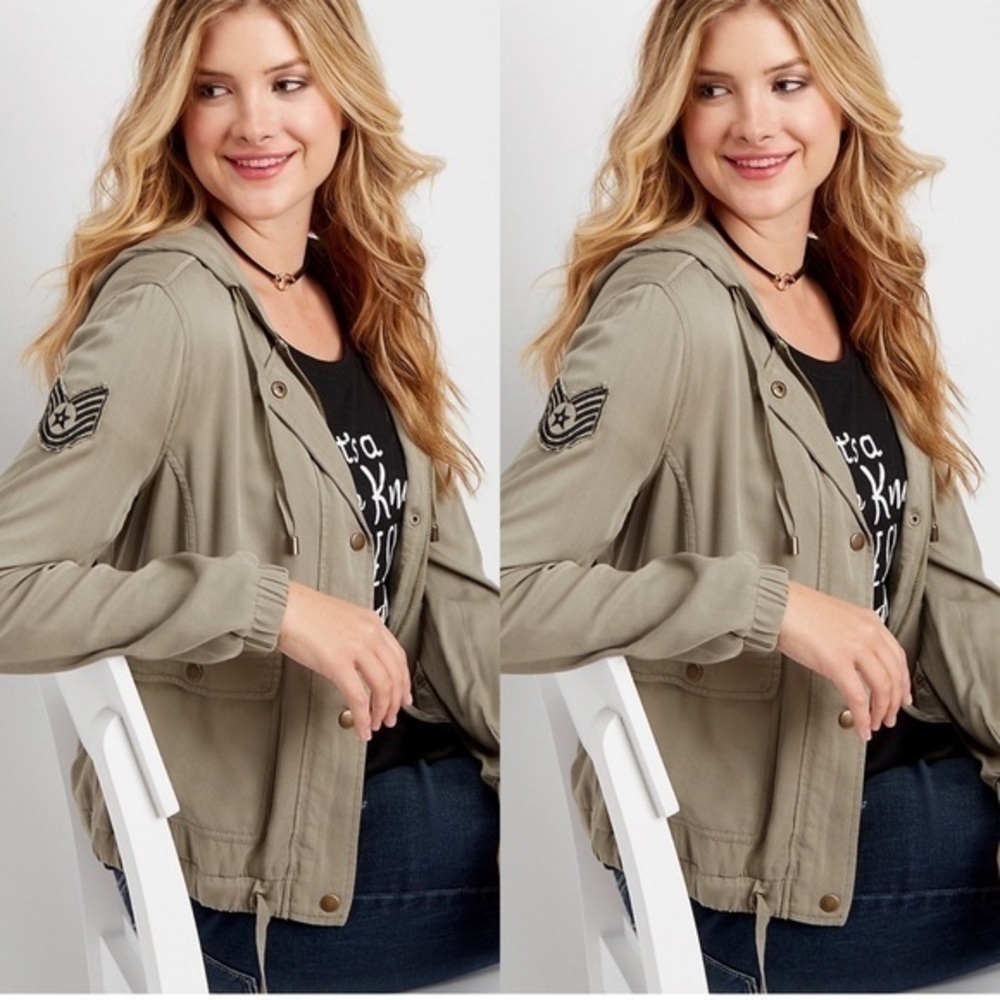Maurices Drapey Hooded Jacket Military Patches - Picture 3 of 6